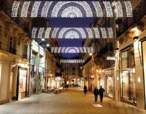 Cadde Işık Süsleme